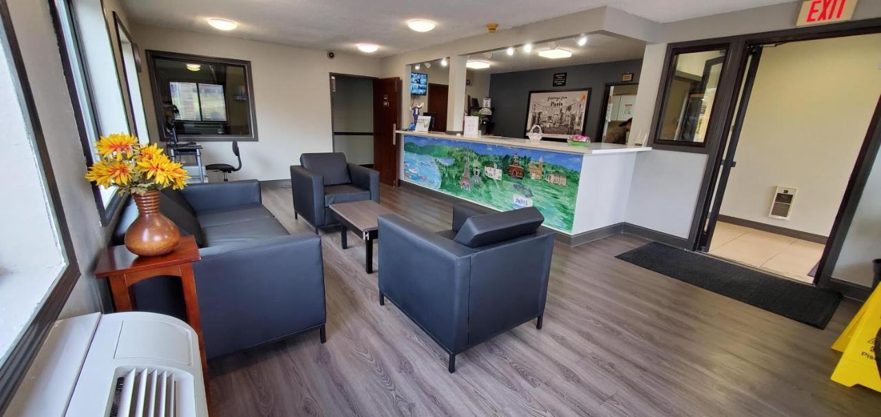 Super 8 By Wyndham Paris Ξενοδοχείο Εξωτερικό φωτογραφία