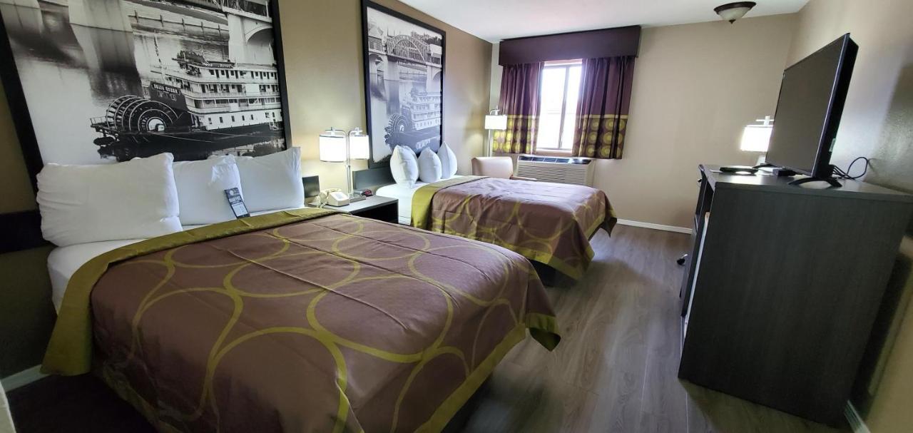 Super 8 By Wyndham Paris Ξενοδοχείο Εξωτερικό φωτογραφία